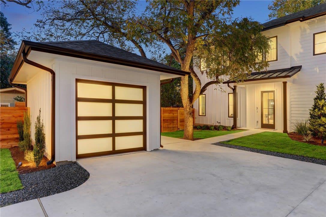 Modern Townhome in Central Austin — 1504 Ruth Ave #3